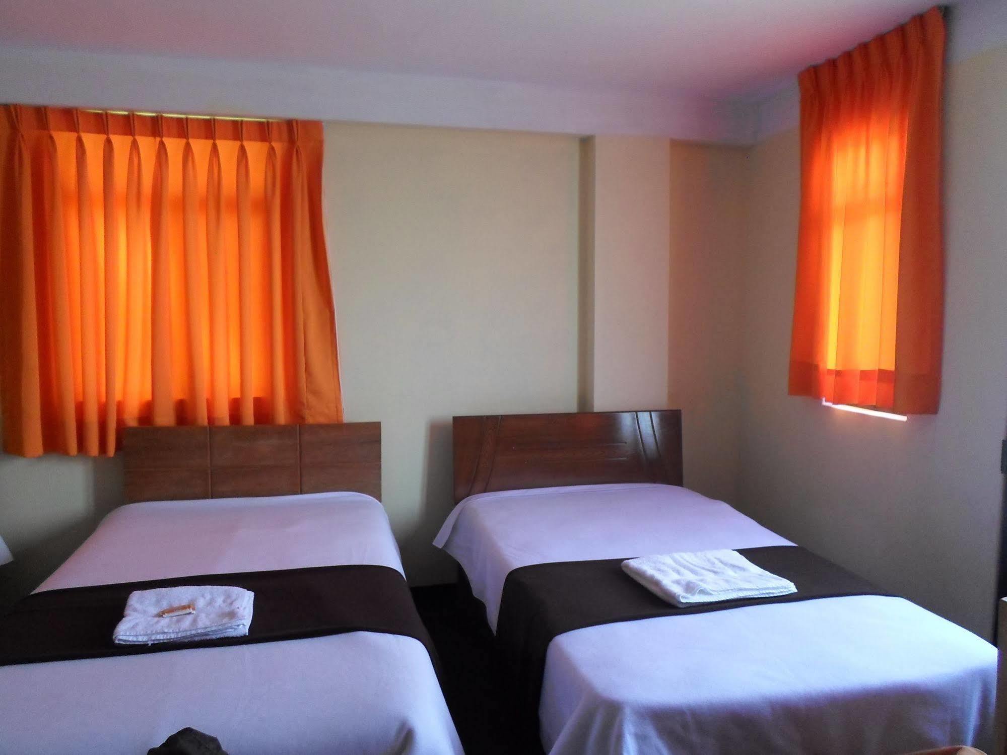 Hostal Casa Del Montanista Huaraz  Luaran gambar