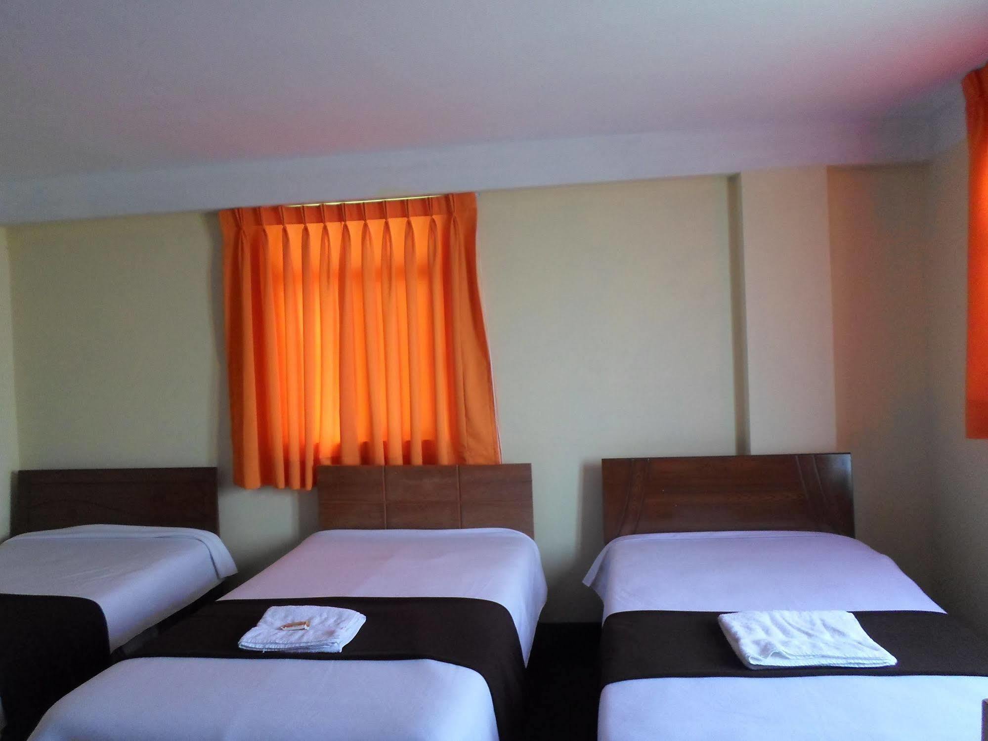 Hostal Casa Del Montanista Huaraz  Luaran gambar
